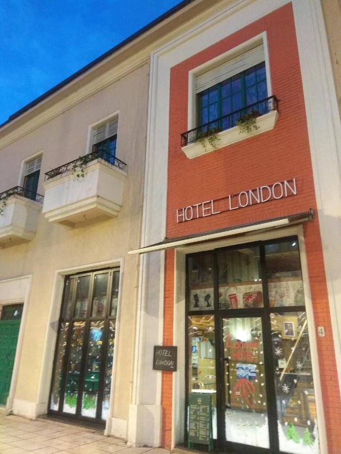 Hotel London Tirana Exterior photo